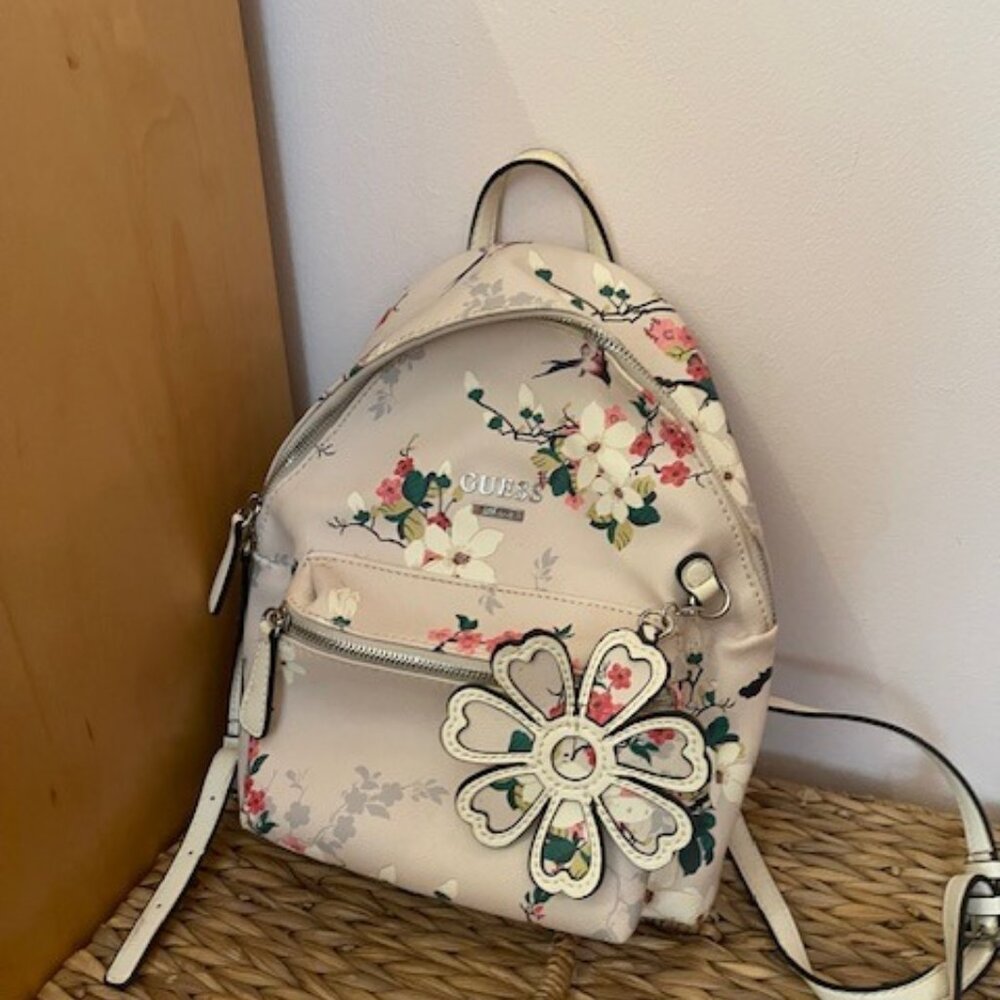 Small shoulder purse